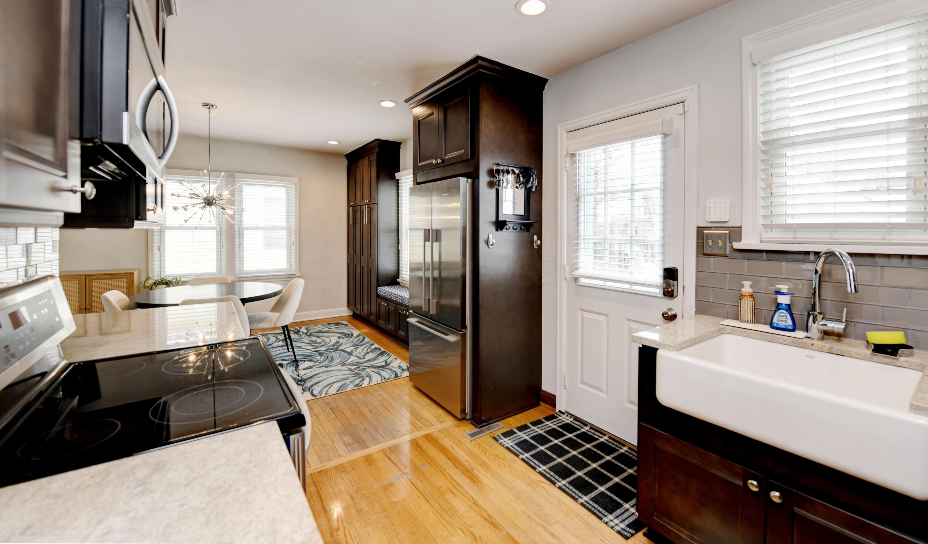 531 Richards Road Columbus, OH 43214 - Photo 10 of 45 Kitchen (3)