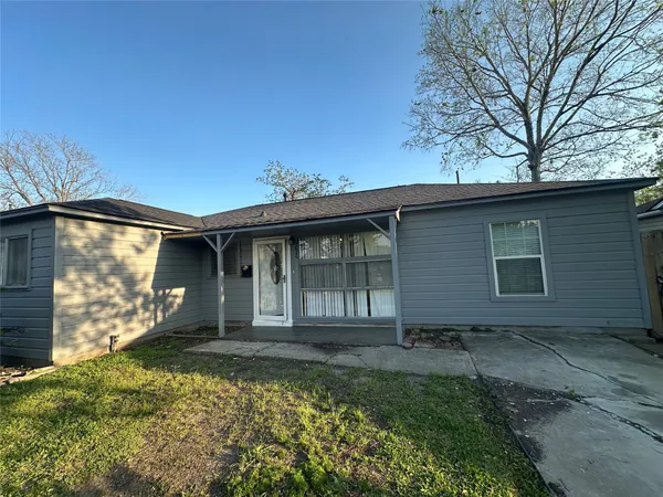 $1,500 | 3826 Botany Lane, Houston, TX 77047