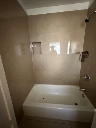 $1,500 | 3826 Botany Lane, Houston, TX 77047