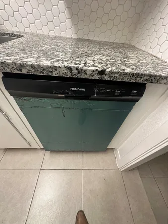 $1,500 | 3826 Botany Lane, Houston, TX 77047