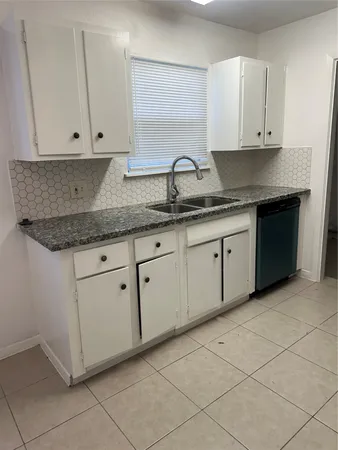 $1,500 | 3826 Botany Lane, Houston, TX 77047