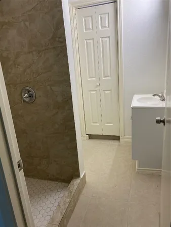 $1,500 | 3826 Botany Lane, Houston, TX 77047