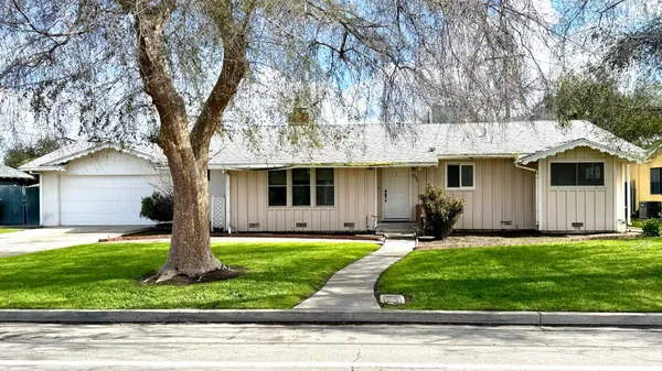 $359,000 | 2335 North Douty Street, Hanford, CA 93230