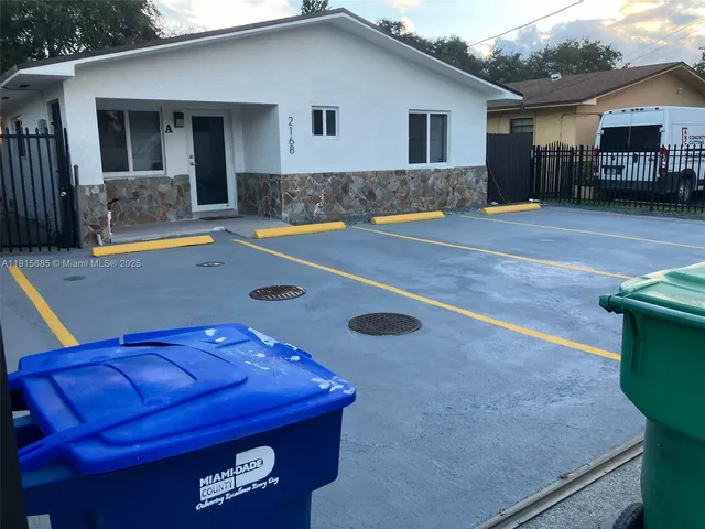 a view of a house with a swimming pool