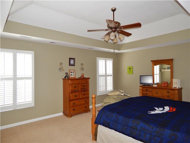 901 Piter Road Clarksville, TN 37043 - Photo 12 of 30 Gallery Image 12