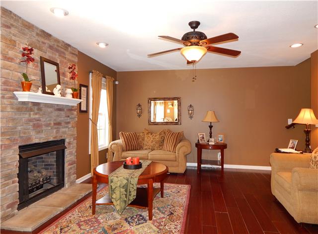 901 Piter Road Clarksville, TN 37043 - Photo 5 of 30 Gallery Image 5