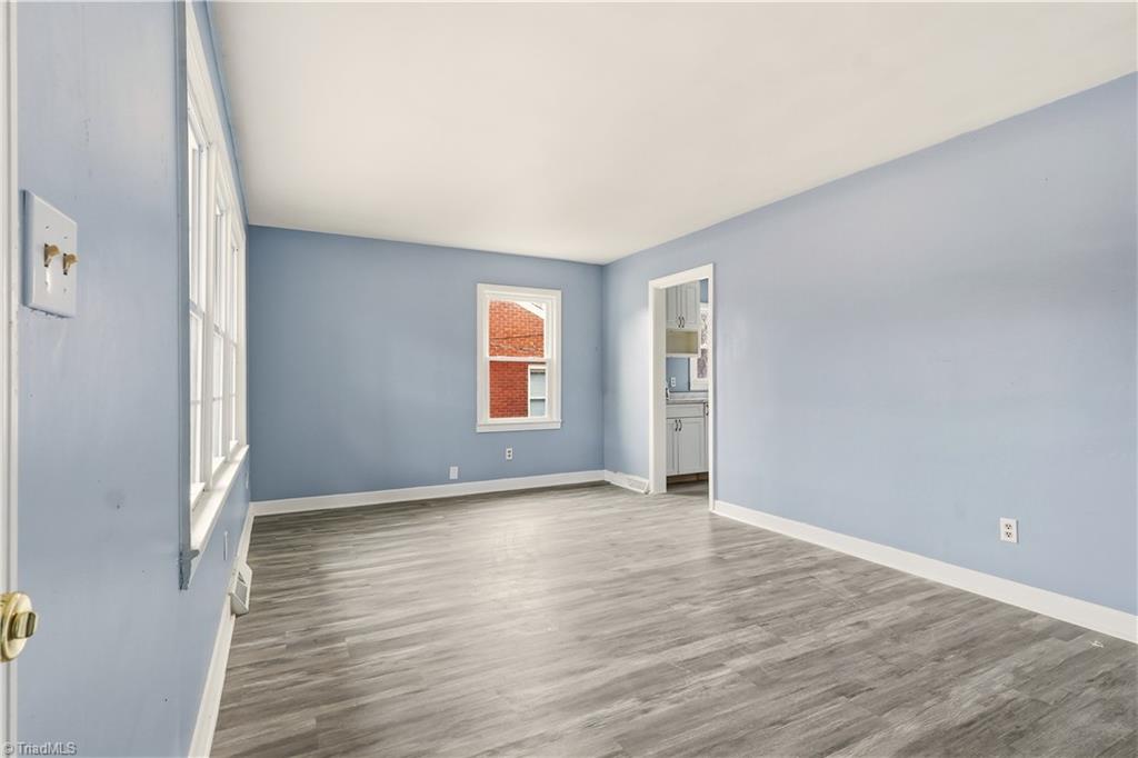 844 Willow Place High Point, NC 27260 - Photo 4 of 23