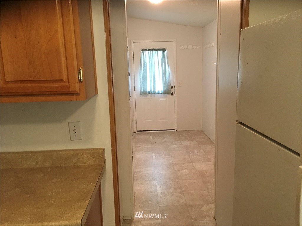 2289 Yew Street Road Bellingham, WA 98229 - Photo 18 of 20 Gallery Image 18