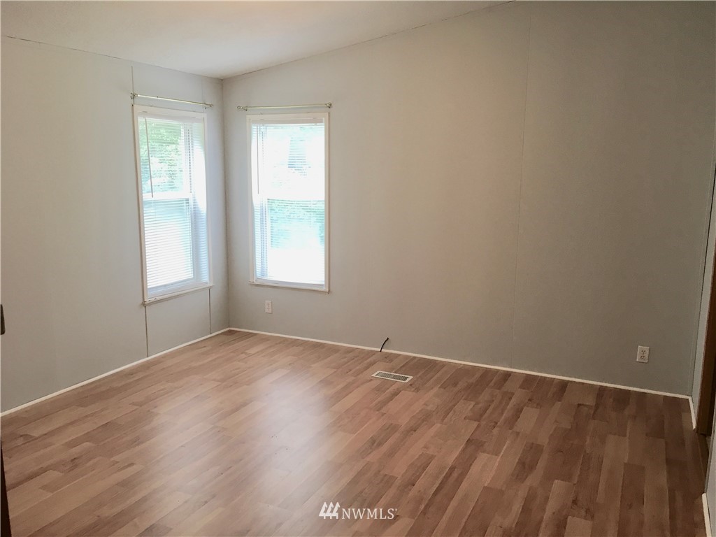 2289 Yew Street Road Bellingham, WA 98229 - Photo 9 of 20 Gallery Image 9