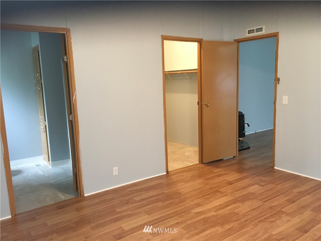 2289 Yew Street Road Bellingham, WA 98229 - Photo 10 of 20 Gallery Image 10