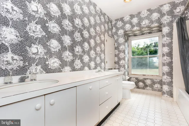 $695,000 | 919 Winchester Drive, Westminster, MD 21157