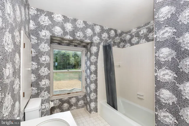 $695,000 | 919 Winchester Drive, Westminster, MD 21157