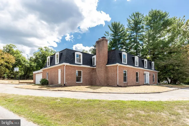 $695,000 | 919 Winchester Drive, Westminster, MD 21157