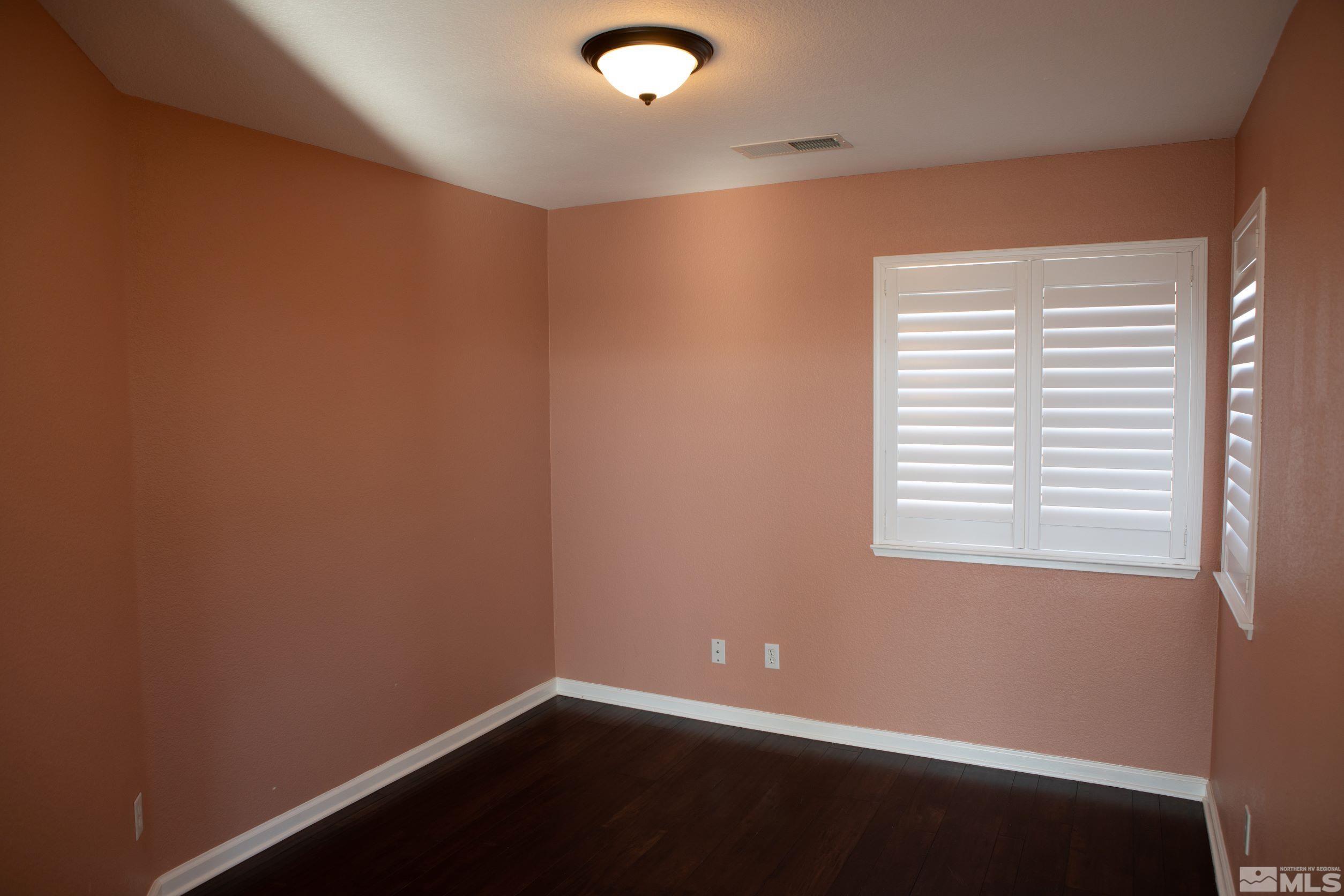 1754 River Gorge Drive Reno, NV 89521 - Photo 13 of 18 an empty room with a window