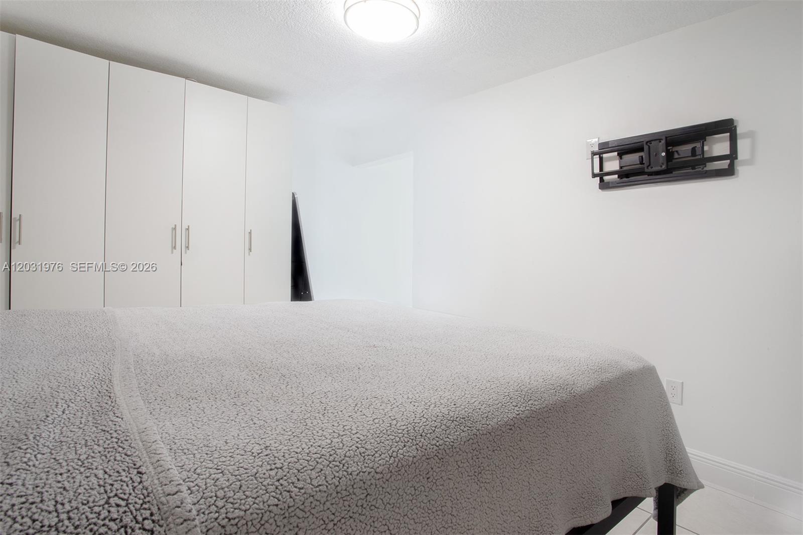 855 West 70 Place Hialeah, FL 33014 - Photo 28 of 39