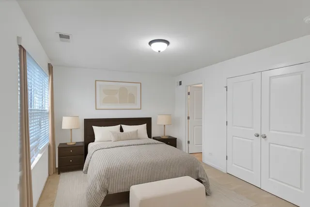 $2,850 | 1527 East Arbor Lane, Arlington Heights, IL 60004