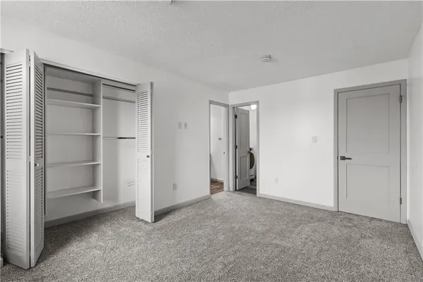 $2,450 | 5523 Ellsworth Avenue, Unit 12C, Pittsburgh, PA 15232