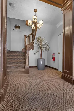 $2,450 | 5523 Ellsworth Avenue, Unit 12C, Pittsburgh, PA 15232