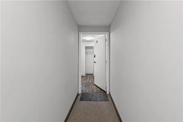 $2,450 | 5523 Ellsworth Avenue, Unit 12C, Pittsburgh, PA 15232