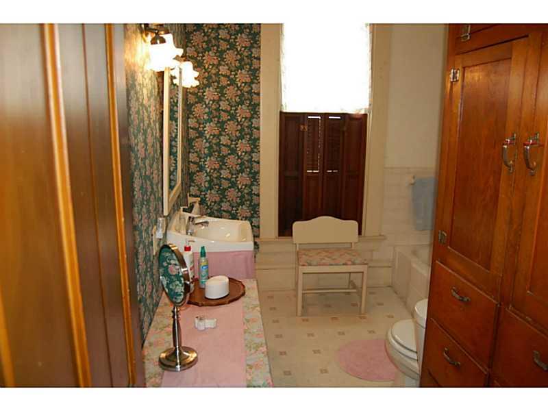 677 South Pendleton Avenue Pendleton, IN 46064 - Photo 14 of 22 Gallery Image 14