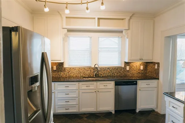 $1,900 | 4307 Junius Street, Dallas, TX 75246