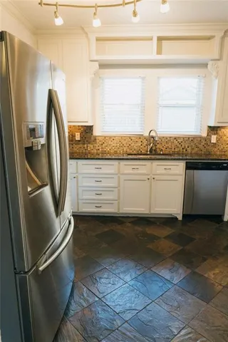 $1,900 | 4307 Junius Street, Dallas, TX 75246