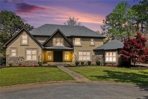 $7,000 | 3950 Spalding Drive, Atlanta, GA 30350