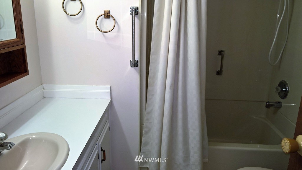 8335 Shintaffer Road Blaine, WA 98230 - Photo 13 of 24 Gallery Image 13