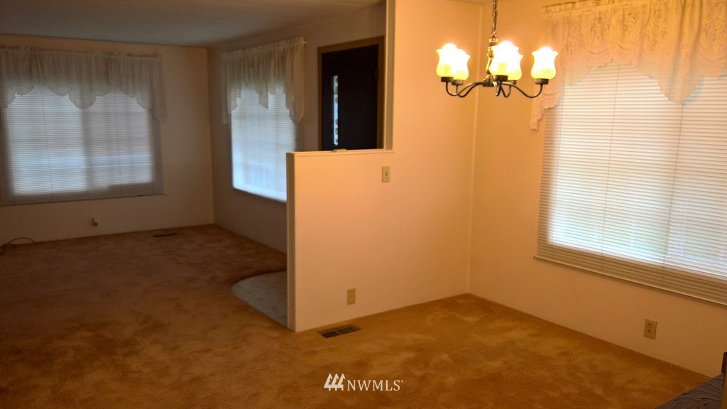 8335 Shintaffer Road Blaine, WA 98230 - Photo 9 of 24 Gallery Image 9