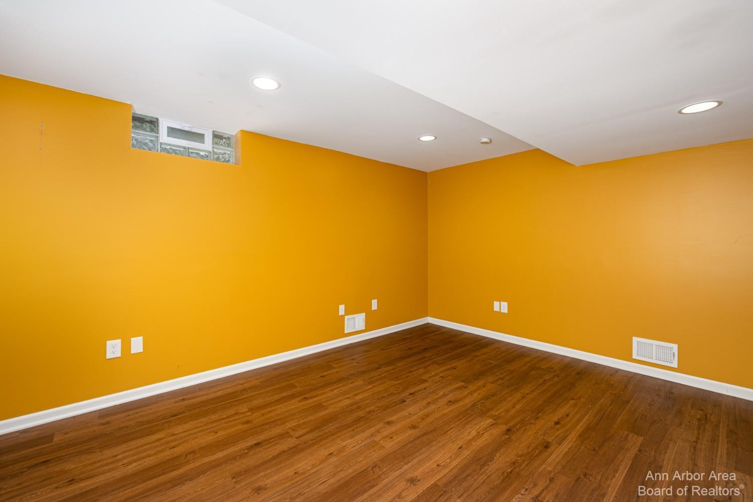 603 Sunset Road Ann Arbor, MI 48103 - Photo 27 of 34 Photo 27