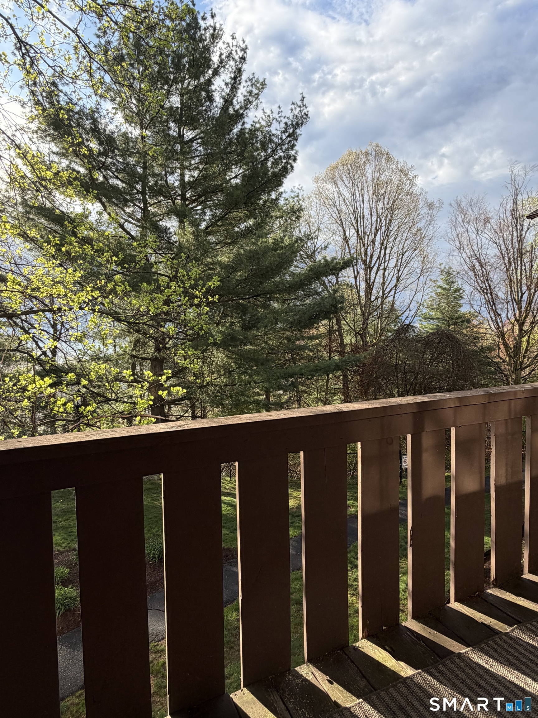 125 Warner Hill Road, Unit 20 Stratford, CT 06614 - Photo 15 of 17 a view of a balcony