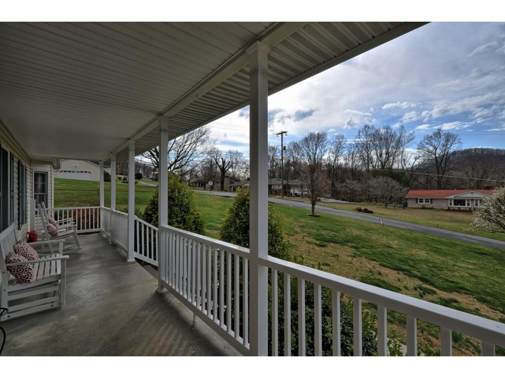 907 Jordan Road Elizabethton, TN 37643 - Photo 8 of 36 Photo 8