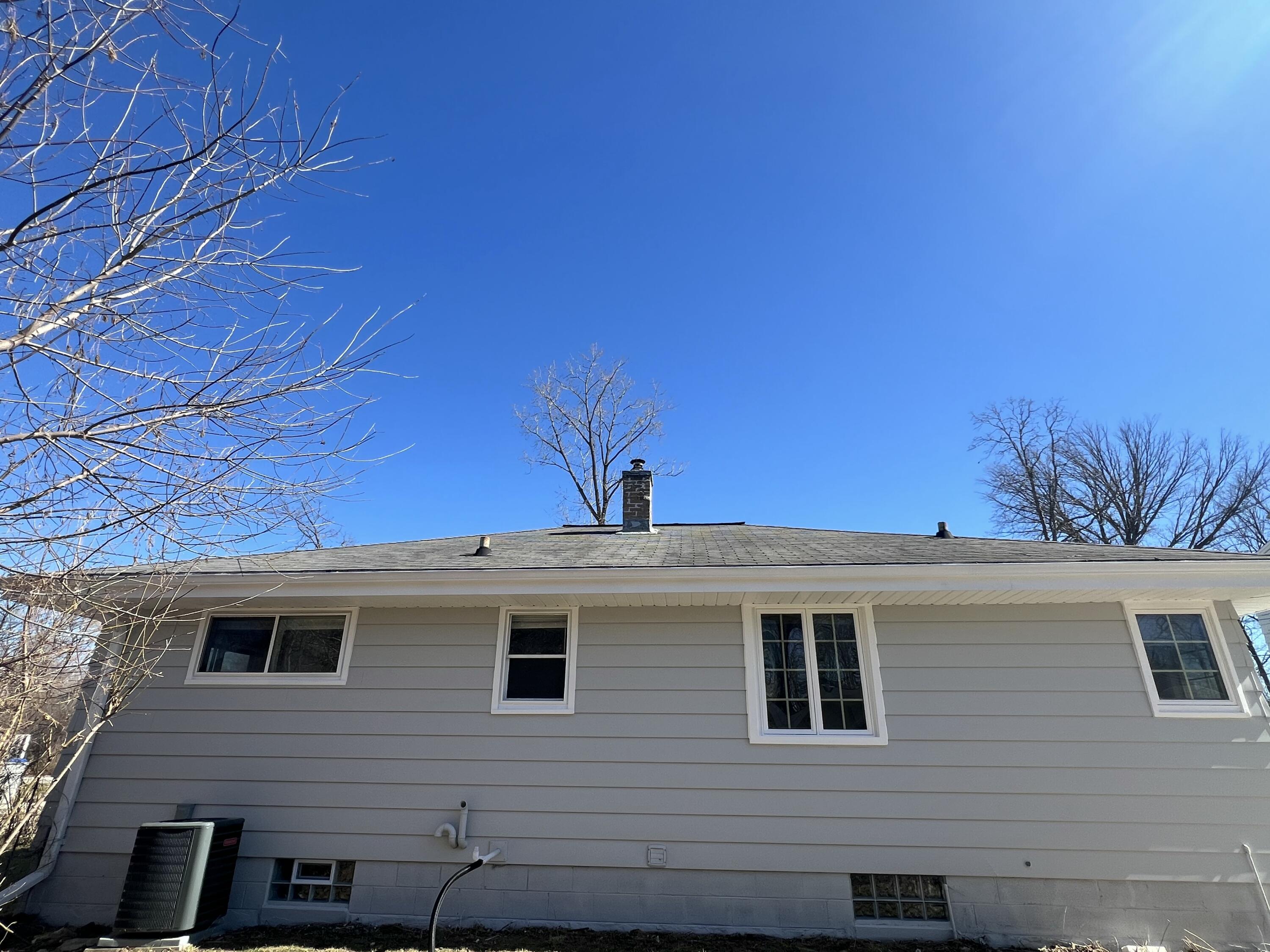 6827 North 44th Street Milwaukee, WI 53223 - Photo 6 of 106 IMG_0243