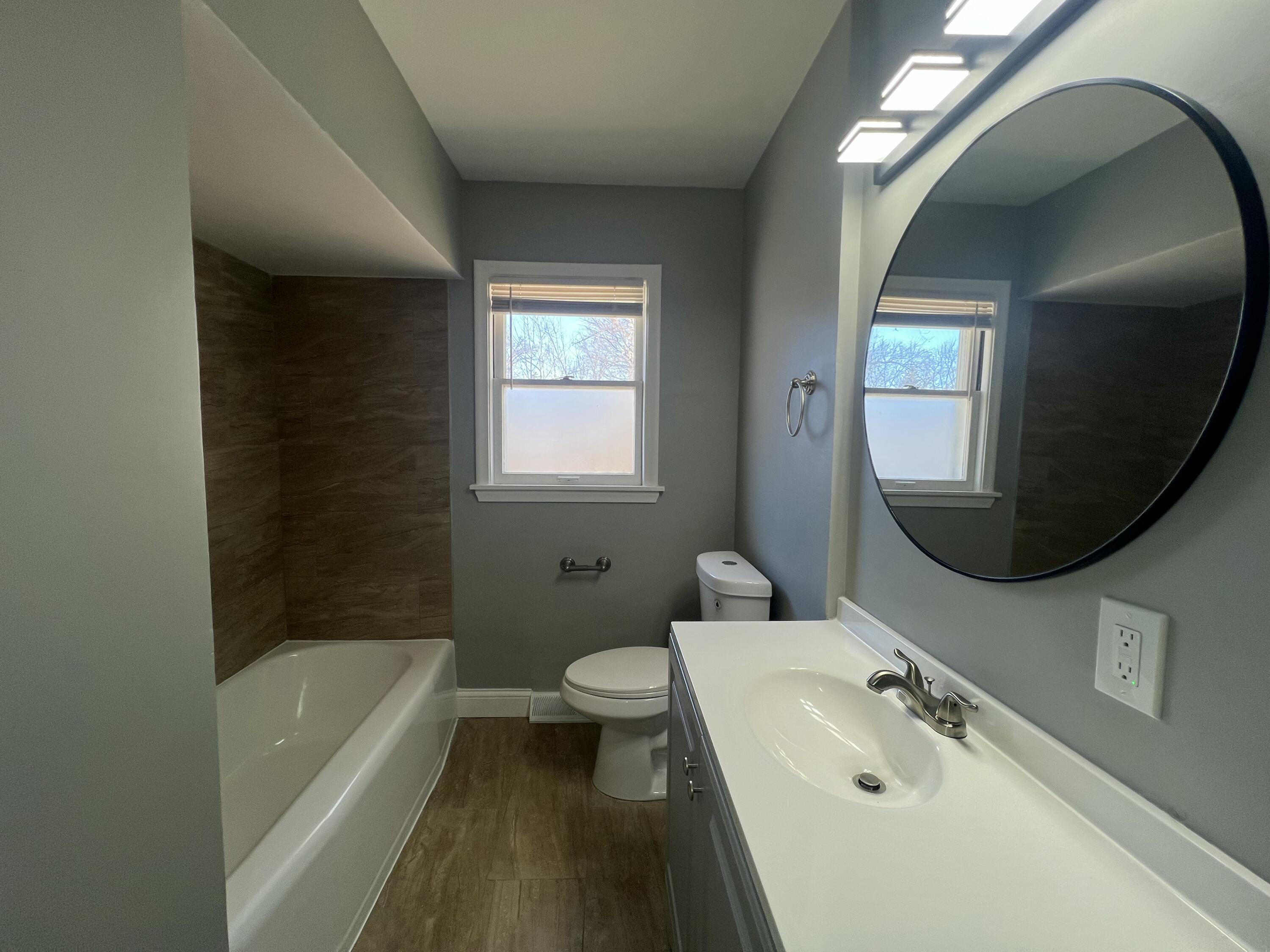 6827 North 44th Street Milwaukee, WI 53223 - Photo 9 of 106 IMG_0141