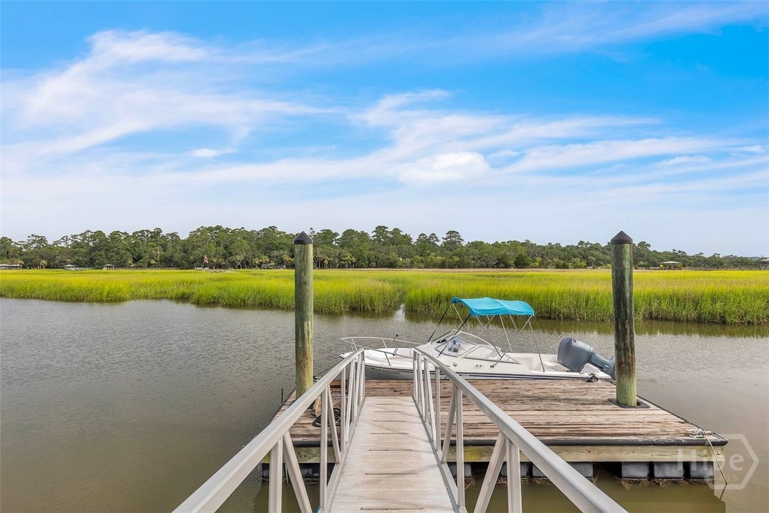 138 Cardinal Road Savannah, GA 31406 - Photo 2 of 3