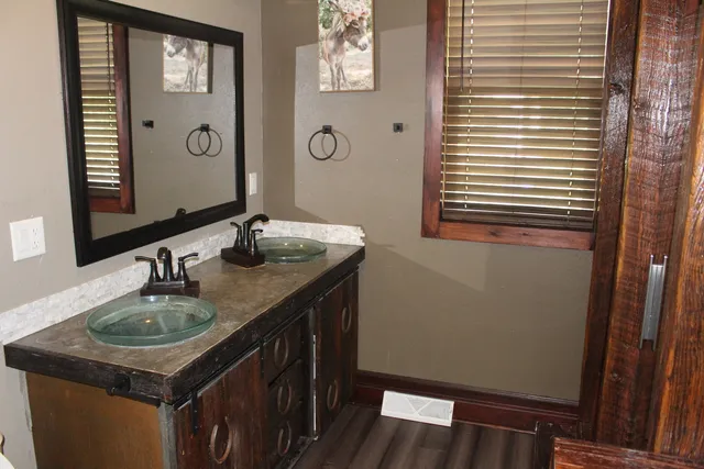 a bathroom with a bathtub