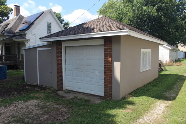 $174,900 | 300 West Linden Street, San Jose, IL 62682