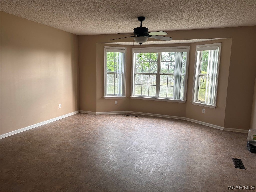 921 Roaring Road Hartford, AL 36344 - Photo 10 of 35 Gallery Image 10