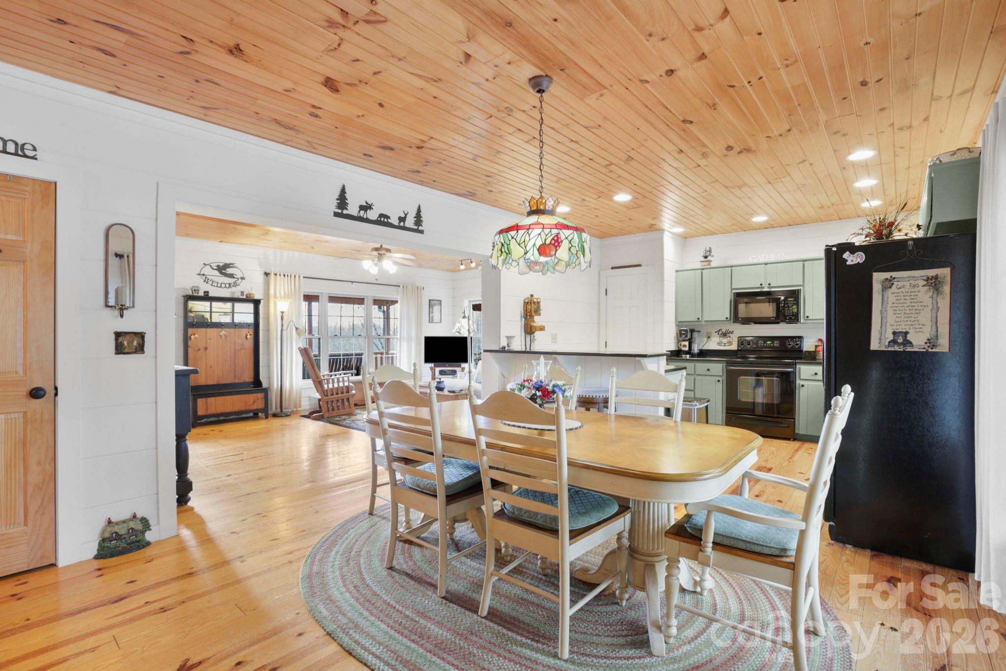 78 Longview Ridge Lake Toxaway, NC 28747 - Photo 3 of 43 a view of a dining area with furniture