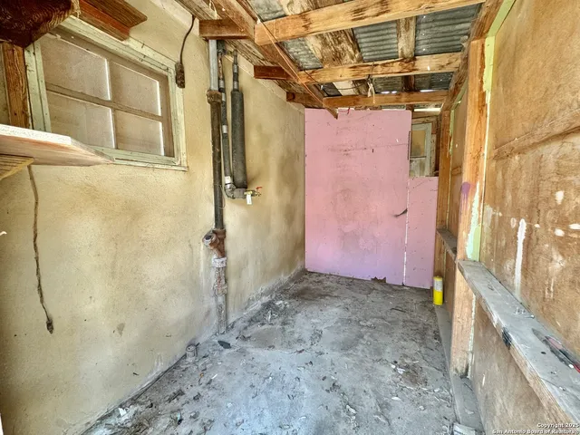 $90,000 | 205 Rodriguez, Del Rio, TX 78840