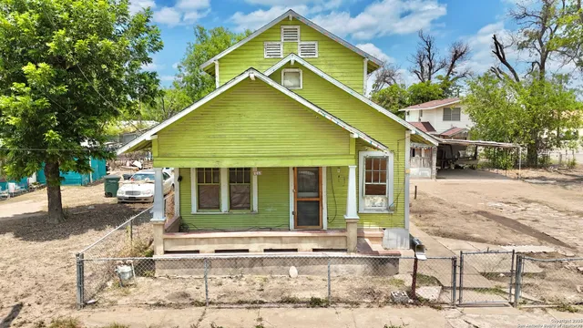 $90,000 | 205 Rodriguez, Del Rio, TX 78840