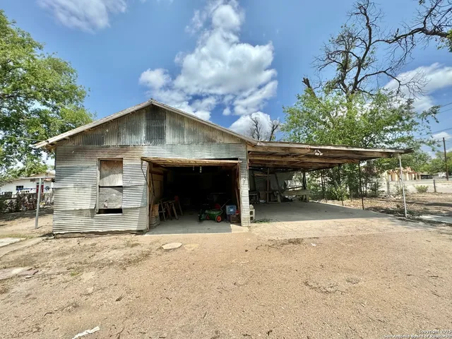 $90,000 | 205 Rodriguez, Del Rio, TX 78840