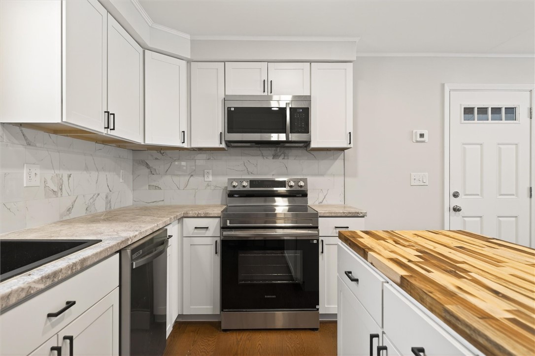 680 Smith Road, Unit 680 Manchester, NY 14522 - Photo 8 of 36