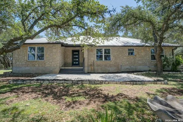$715,000 | 310 Remington Drive, Bergheim, TX 78004