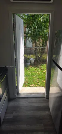 $1,550 | 1910 Northwest 29th Street, Unit 7, Miami, FL 33142