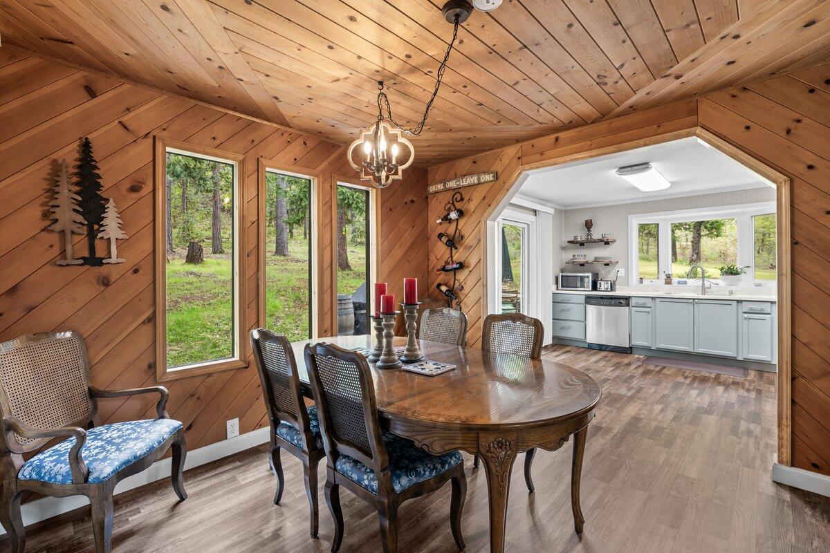 6481 Highway 227 Trail, OR 97541 - Photo 16 of 40 Dining to kitchen