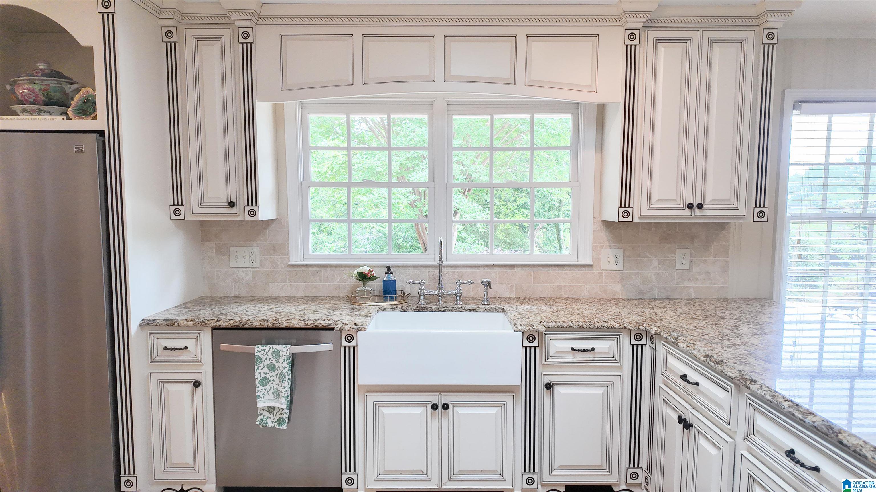 1849 Indian Hill Road Birmingham, AL 35216 - Photo 8 of 30