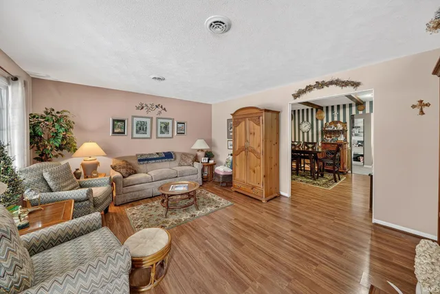 $349,000 | 52150 Tammy Drive, Granger, IN 46530