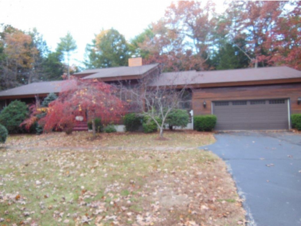 62 Marshall Road Kingston, NH 03848 - Photo 3 of 25 Gallery Image 3