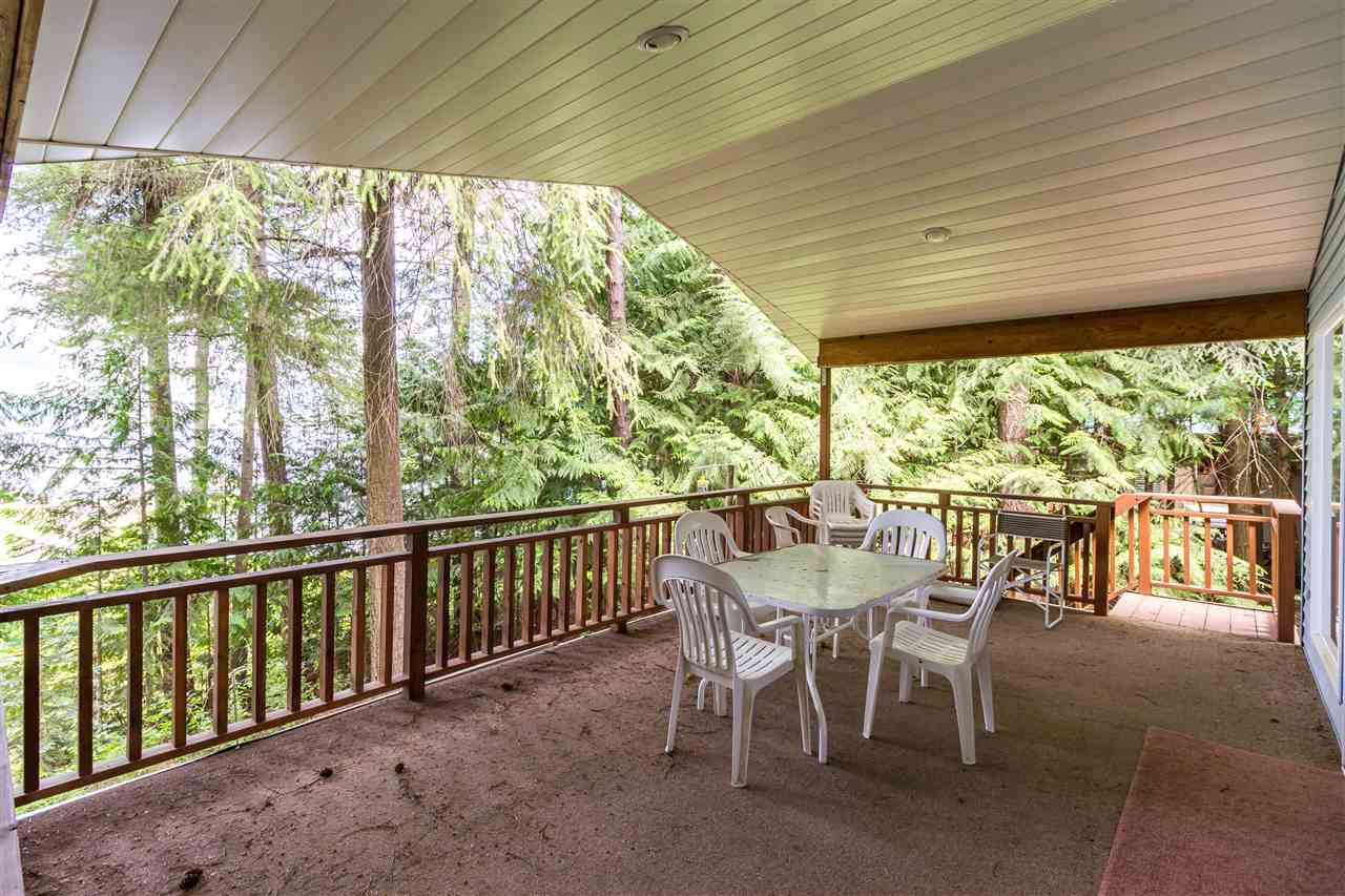 3972 Cedar Bay Road Loon Lake, WA 99148 - Photo 12 of 38 Gallery Image 12